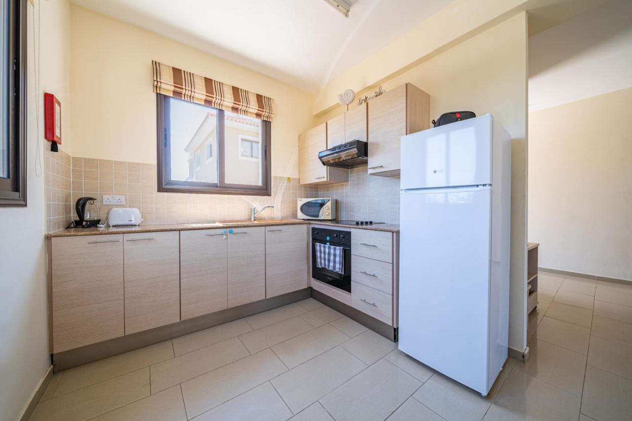 Kyklades Maisonette For 6 People Protaras Exteriör bild