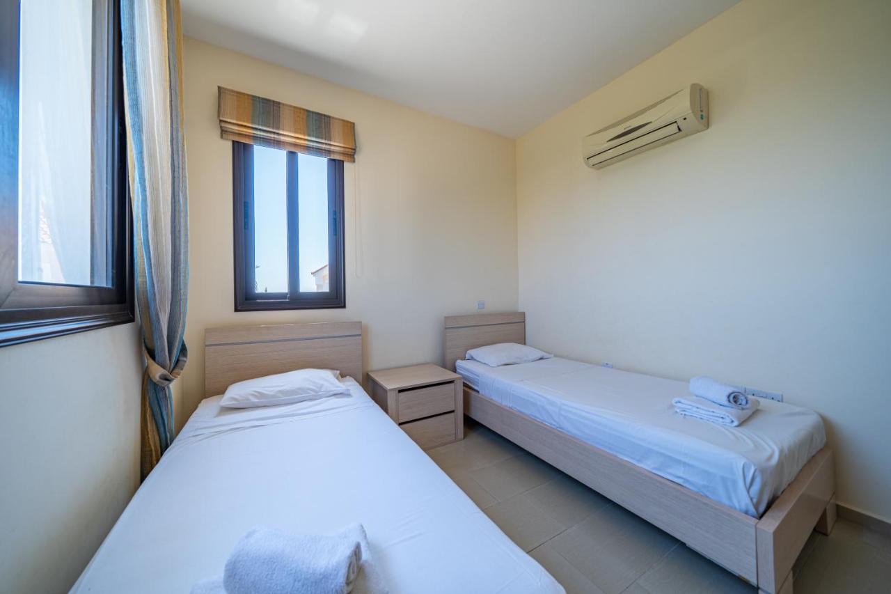 Kyklades Maisonette For 6 People Protaras Exteriör bild