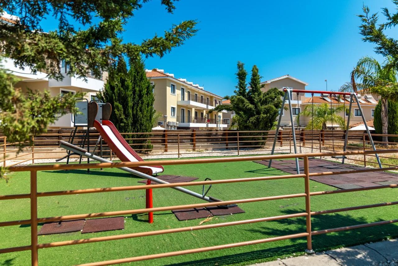 Kyklades Maisonette For 6 People Protaras Exteriör bild